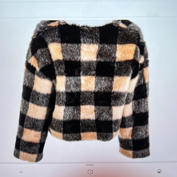 Elliatt Imogen Check Plaid Faux Fur Jacket. Size Small - Picture 3 of 9